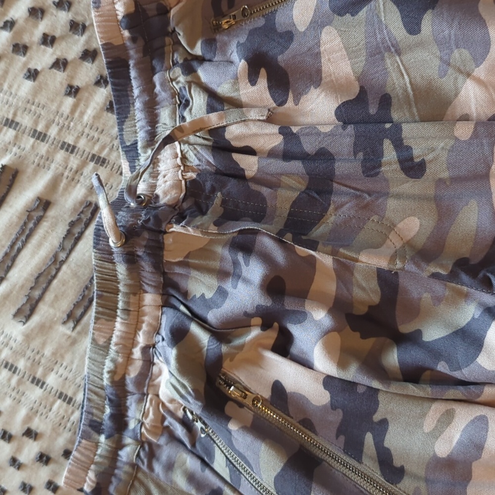 Fate Camo Joggers